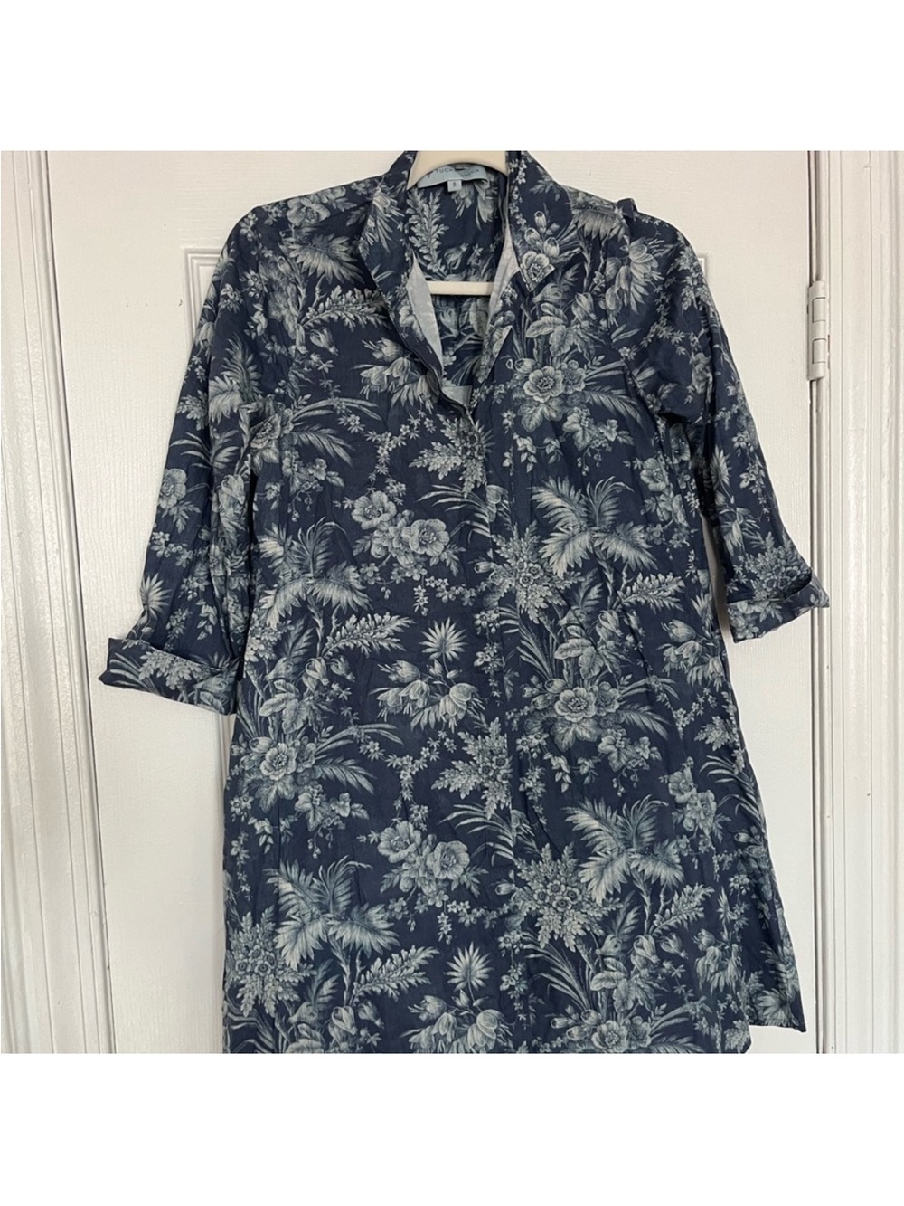 Tuckernuck Navy and White Floral Long-Sleeve Shirt Dress